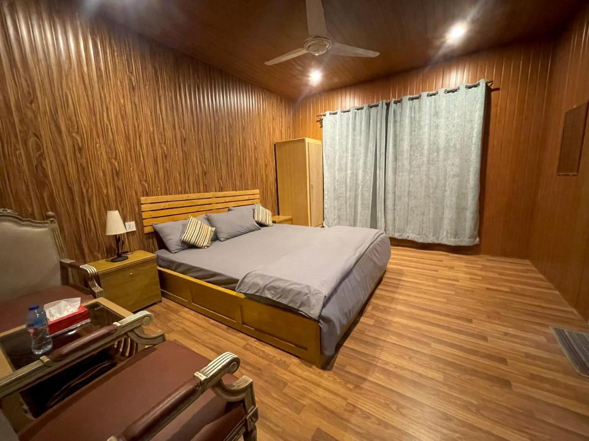 Indus View Hotel Skardu Zewnętrze zdjęcie
