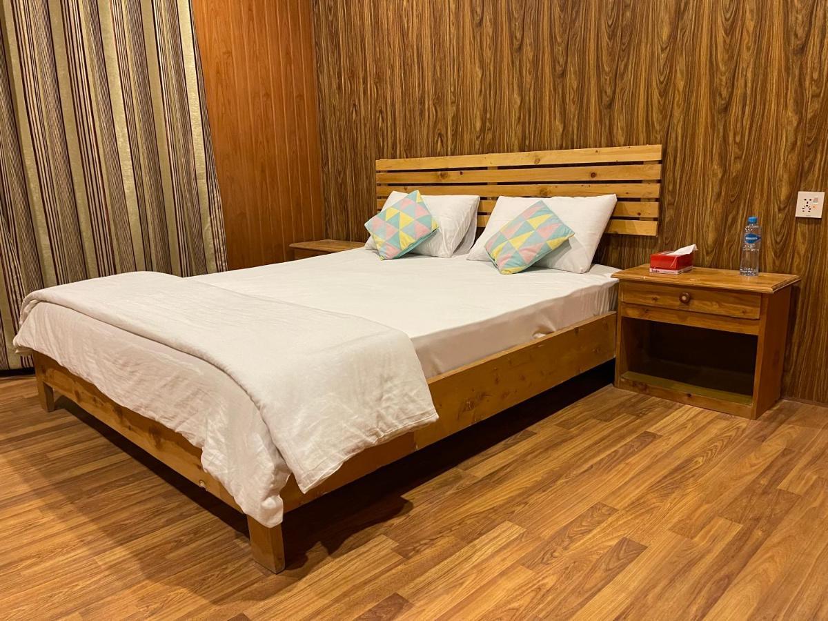 Indus View Hotel Skardu Zewnętrze zdjęcie